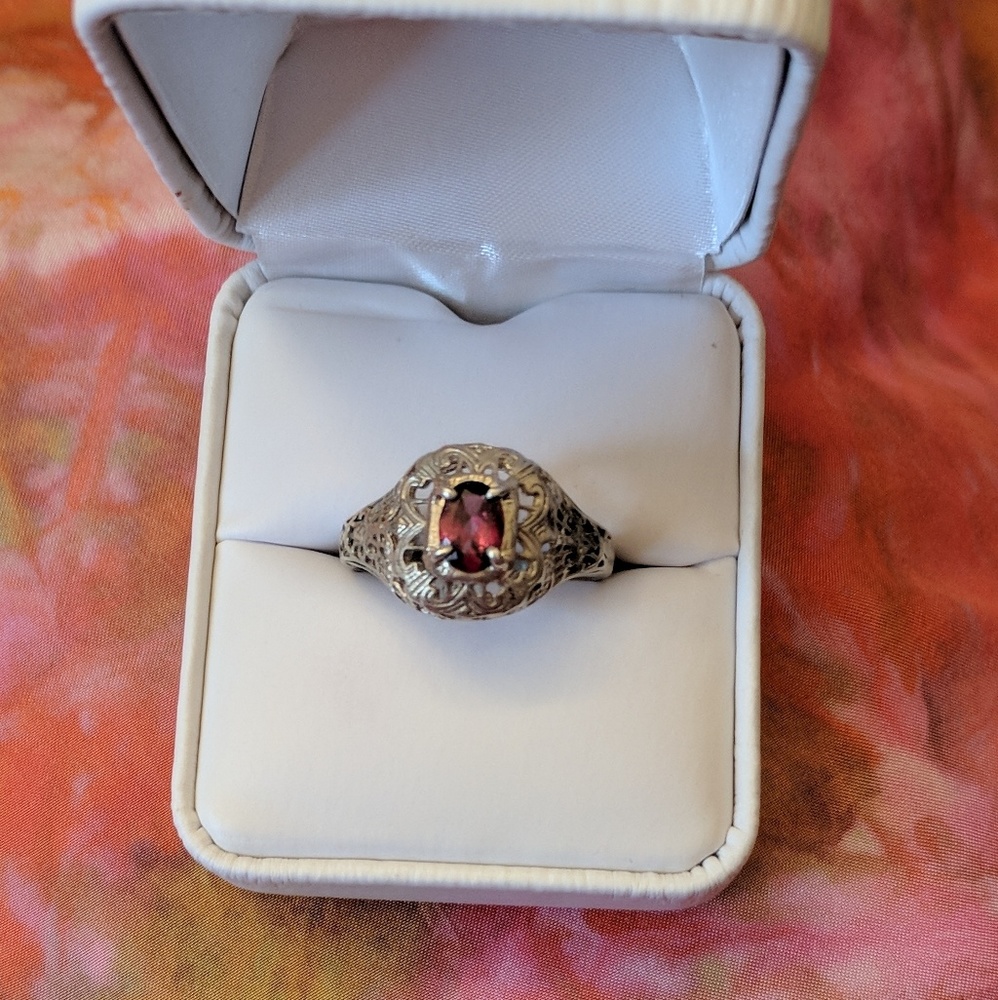 Sterling Silver Rhodolite Garnet Ring